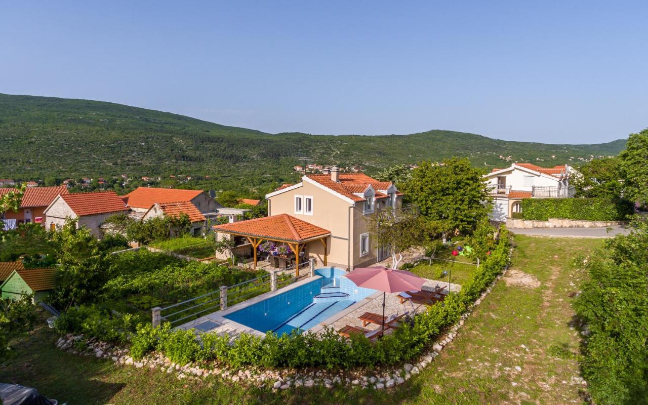 אימוטסקי Holiday Home Memories And Joy מראה חיצוני תמונה