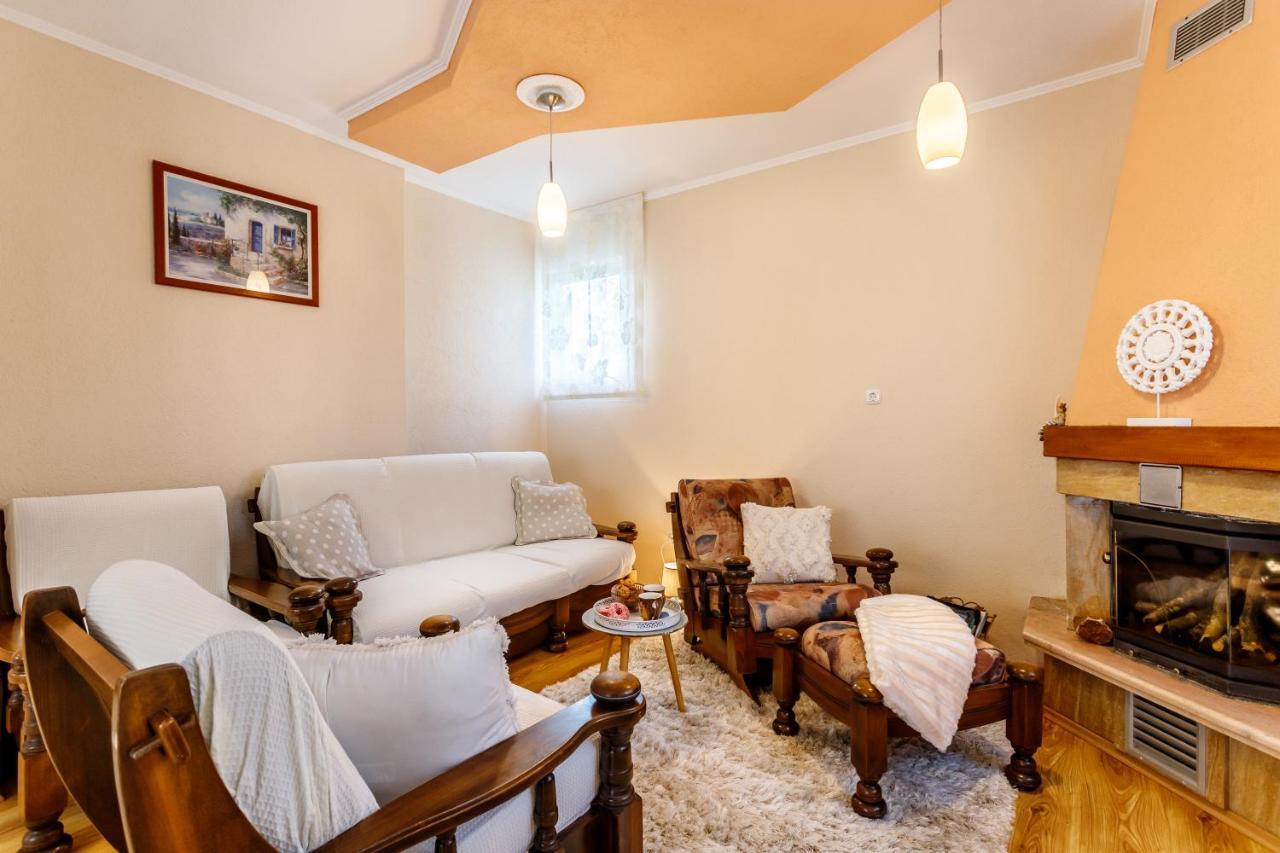 אימוטסקי Holiday Home Memories And Joy מראה חיצוני תמונה