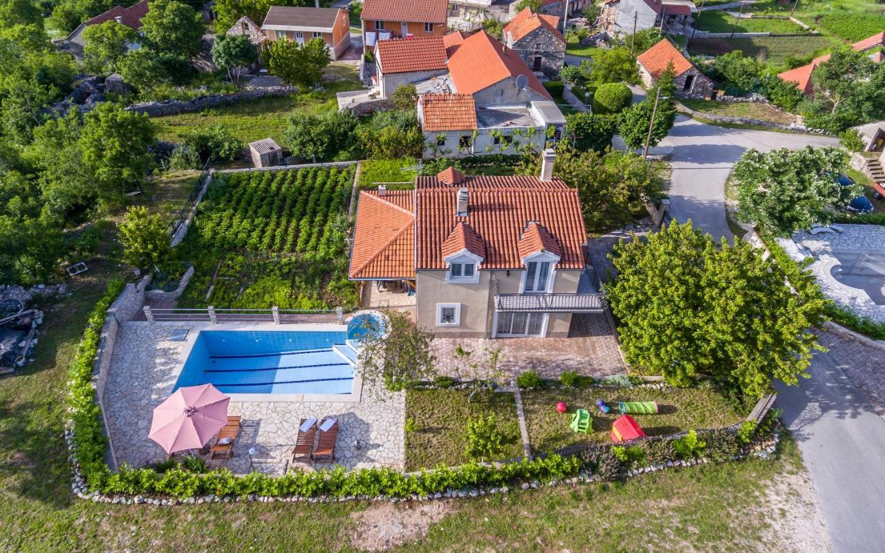אימוטסקי Holiday Home Memories And Joy מראה חיצוני תמונה