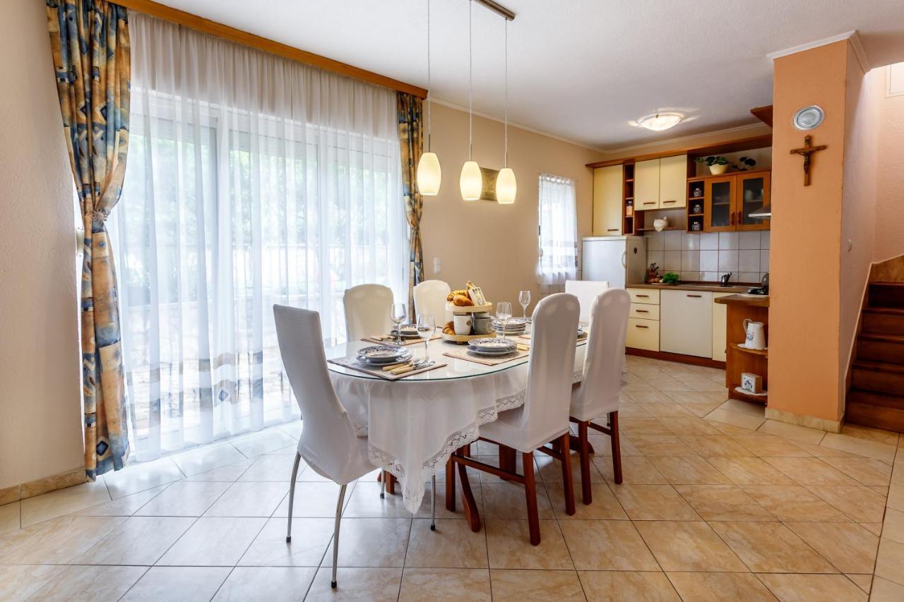 אימוטסקי Holiday Home Memories And Joy מראה חיצוני תמונה
